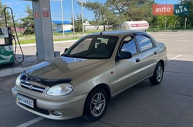 Седан Daewoo Lanos 2011 в Житомире
