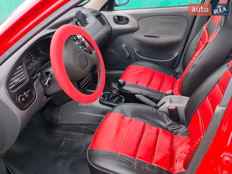 Седан Daewoo Lanos 2008 в Старій Синяві