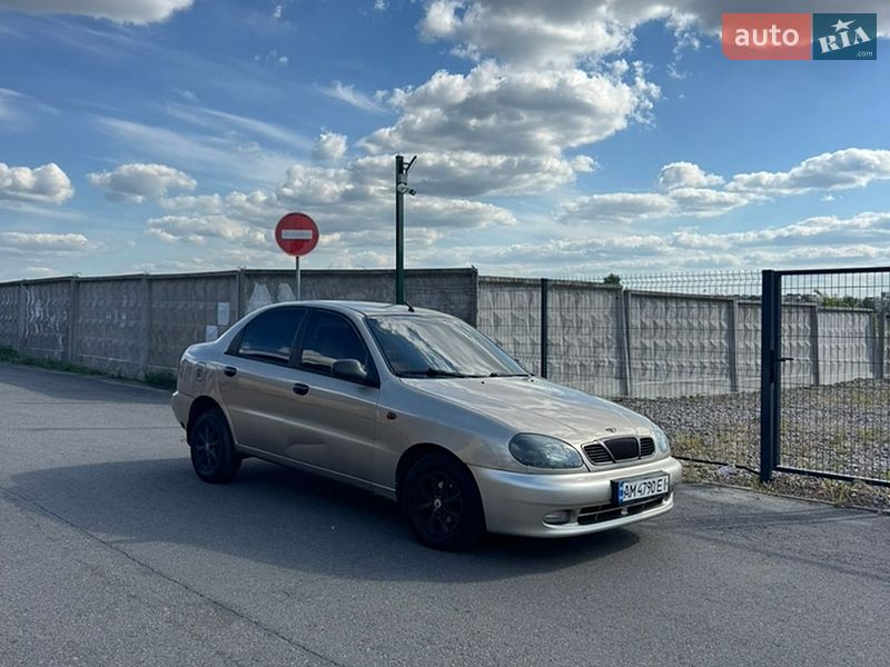Седан Daewoo Lanos 2008 в Києві