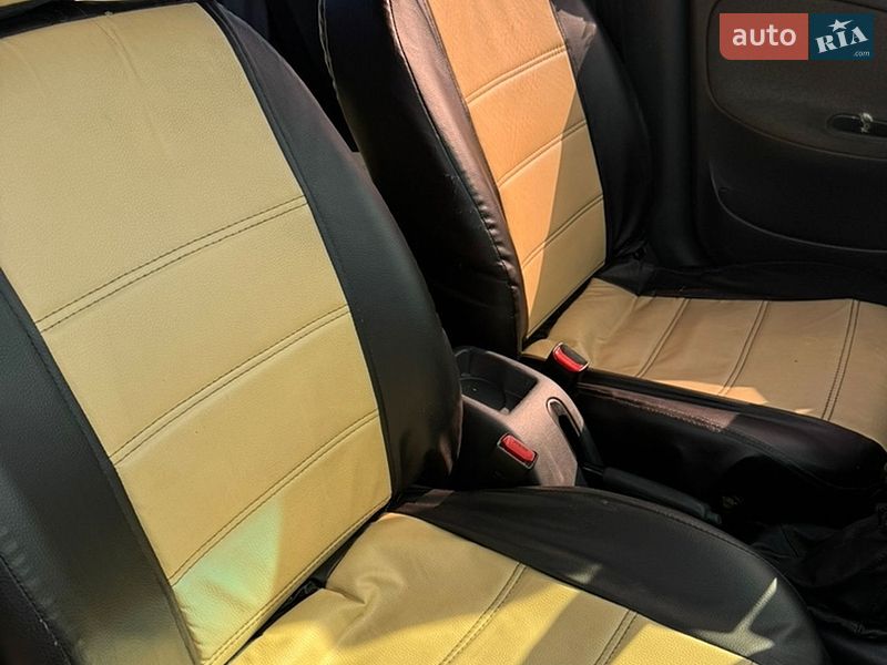Седан Daewoo Lanos 2008 в Києві