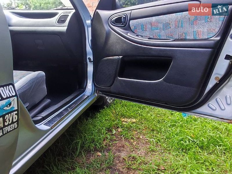 Седан Daewoo Lanos 2005 в Черкасах
