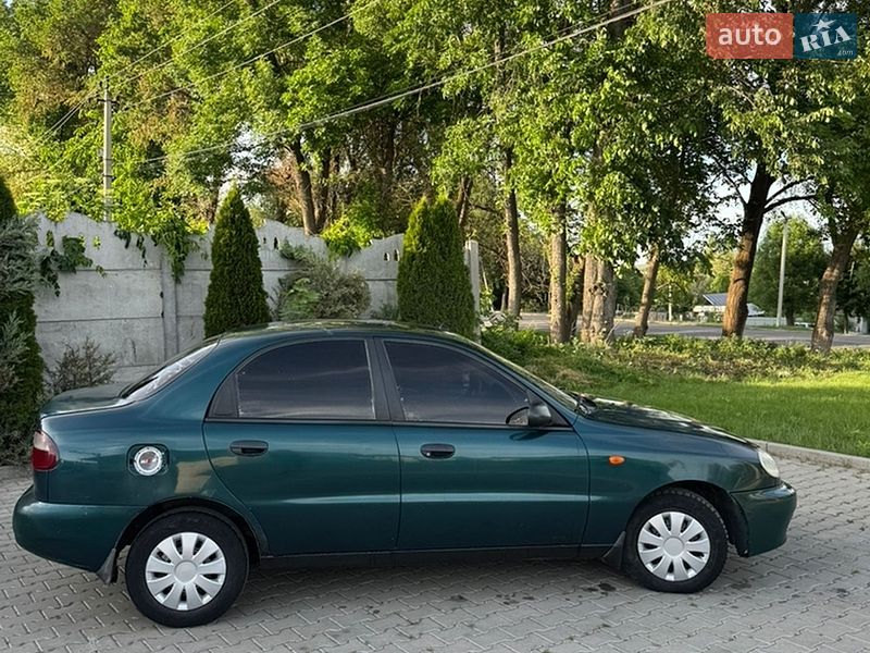 Седан Daewoo Lanos 2003 в Черновцах