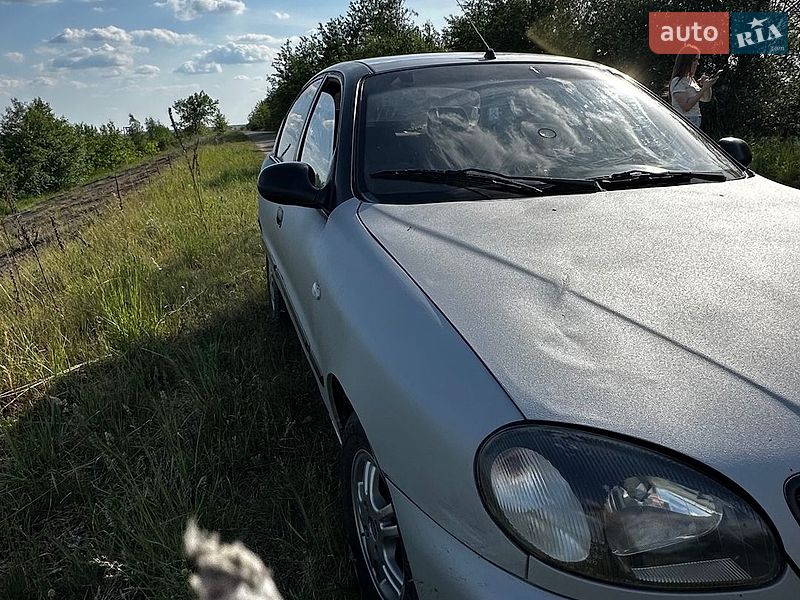 Седан Daewoo Lanos 2004 в Яворове