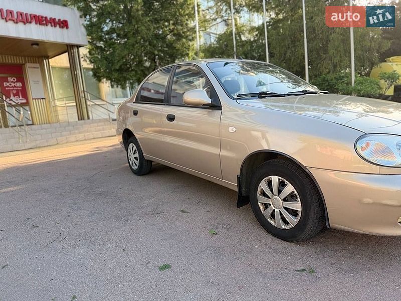 Седан Daewoo Lanos 2013 в Чернигове
