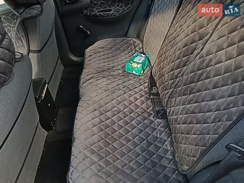 Седан Daewoo Lanos 2004 в Тернополі