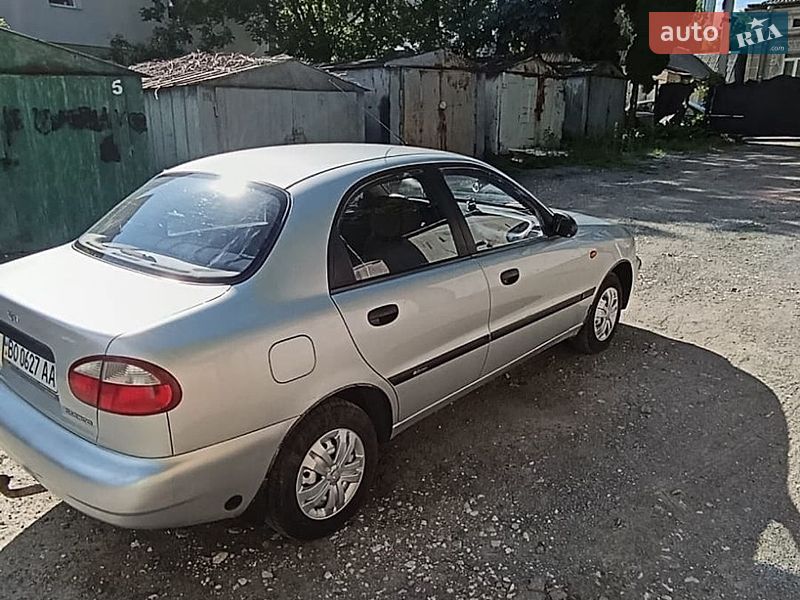 Седан Daewoo Lanos 2004 в Тернополі