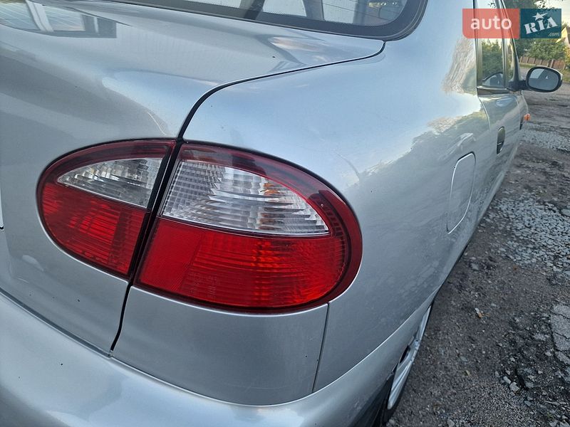 Седан Daewoo Lanos 2008 в Хороле