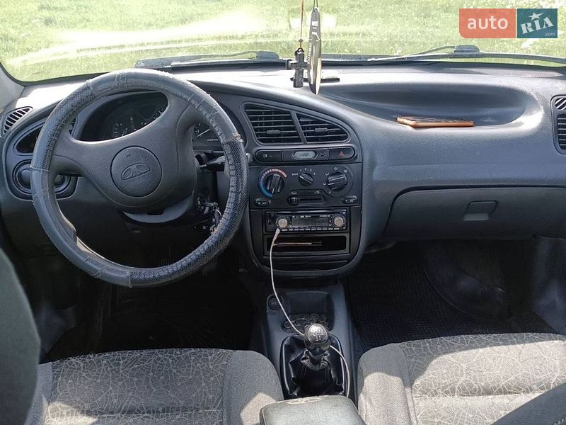 Седан Daewoo Lanos 2008 в Сарнах