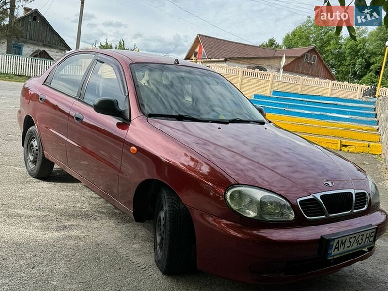 Седан Daewoo Lanos 2006 в Звягелі