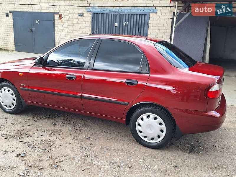 Седан Daewoo Lanos 2005 в Смеле