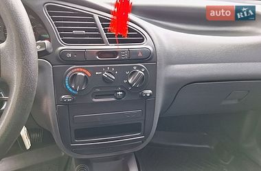 Седан Daewoo Lanos 2005 в Смеле