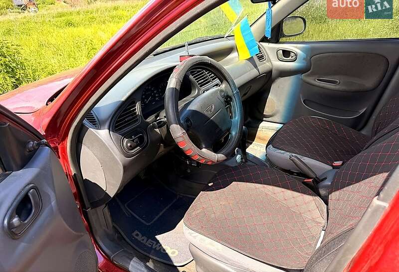 Седан Daewoo Lanos 1998 в Харькове