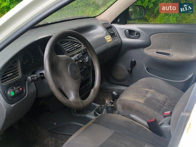 Седан Daewoo Lanos 2006 в Днепре