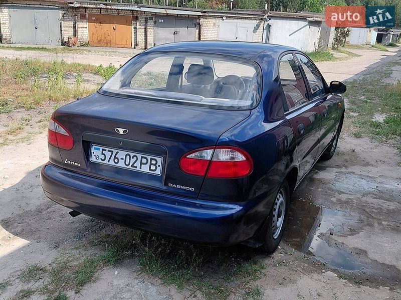 Седан Daewoo Lanos 2002 в Вараше
