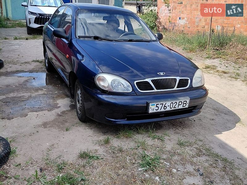 Седан Daewoo Lanos 2002 в Вараше