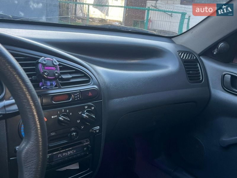 Седан Daewoo Lanos 2002 в Прилуках