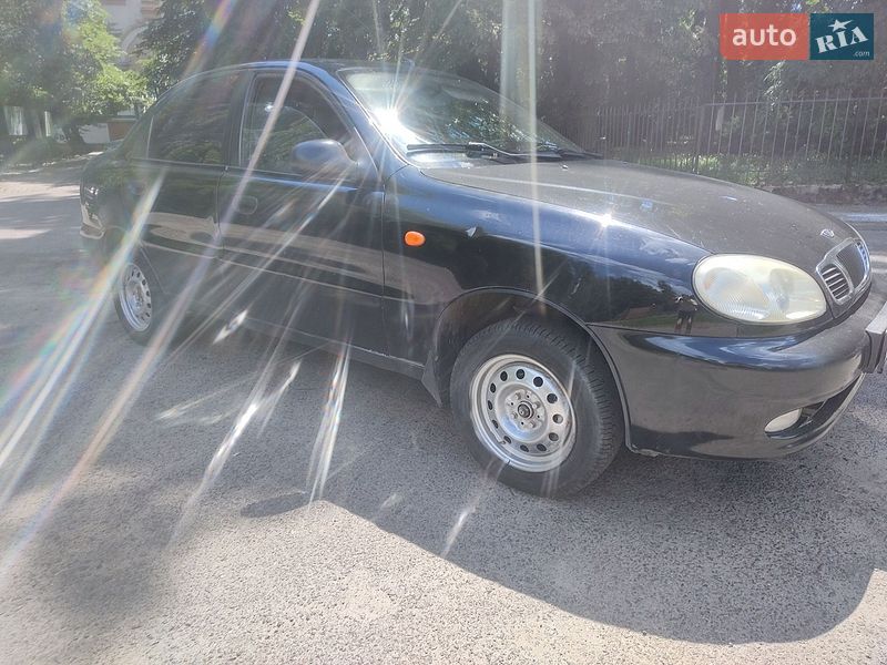 Седан Daewoo Lanos 2008 в Острозі