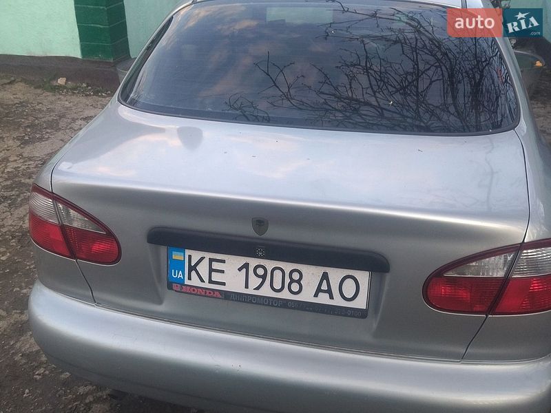 Седан Daewoo Lanos 2004 в Дніпрі