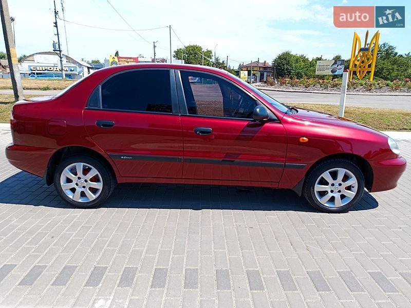 Седан Daewoo Lanos 2004 в Корсунь-Шевченківському фото 4 Седан Daewoo Lanos 2004 в Корсунь-Шевченківському