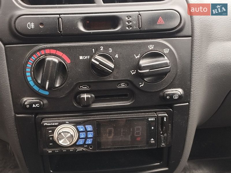 Хэтчбек Daewoo Lanos 2003 в Карловке фото 10 Хэтчбек Daewoo Lanos 2003 в Карловке