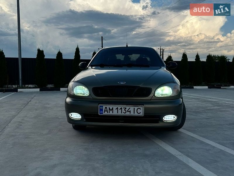Седан Daewoo Lanos 2007 в Звягелі
