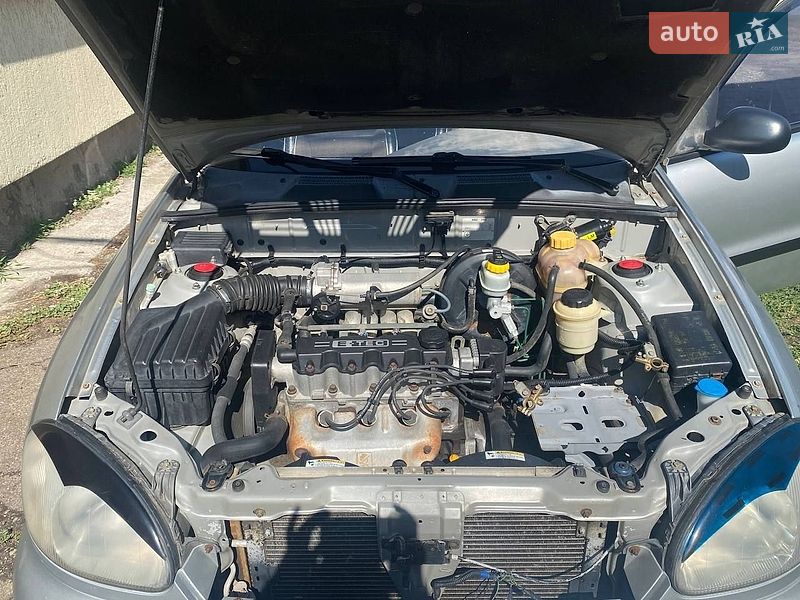 Седан Daewoo Lanos 2003 в Добровеличківці