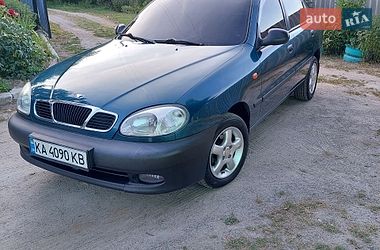 Седан Daewoo Lanos 2002 в Володарці