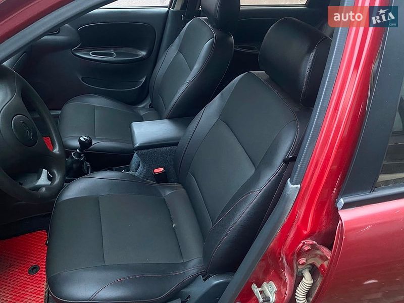 Седан Daewoo Lanos 2008 в Івано-Франківську