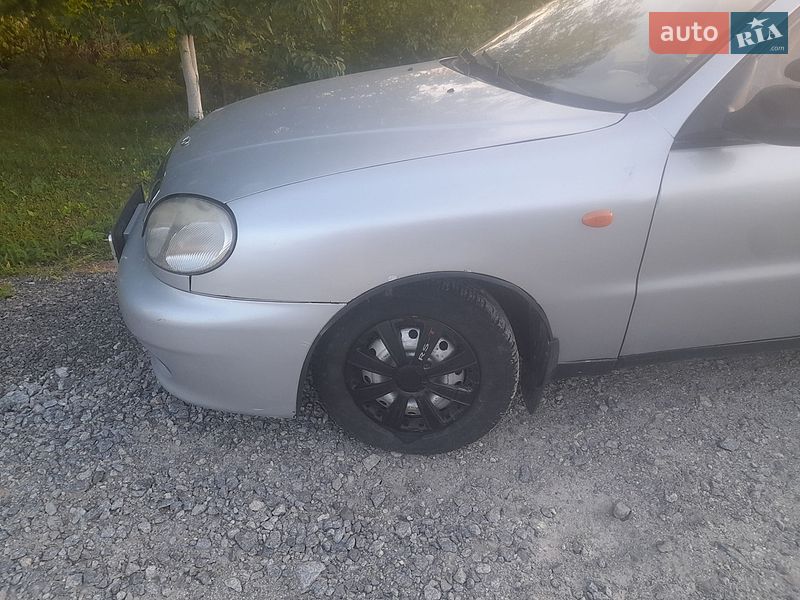 Седан Daewoo Lanos 2006 в Золочеві