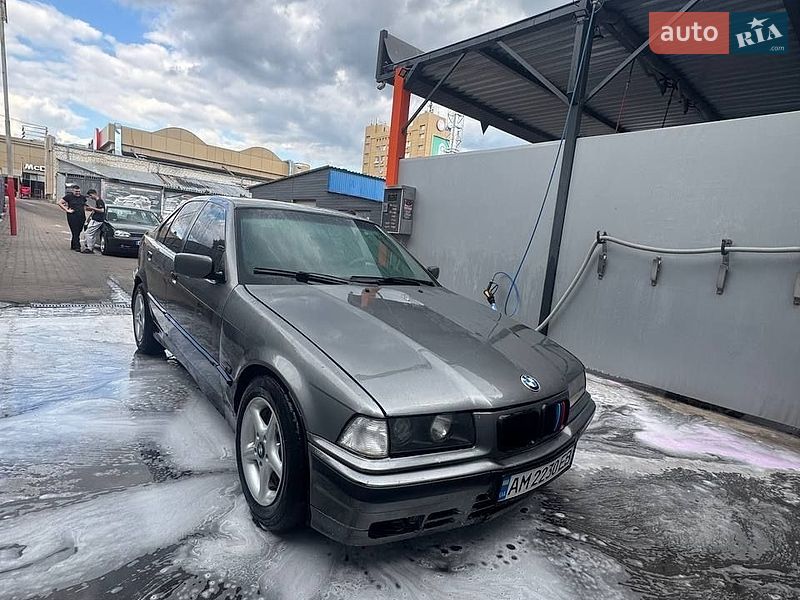 Седан Daewoo Lanos 2002 в Житомирі