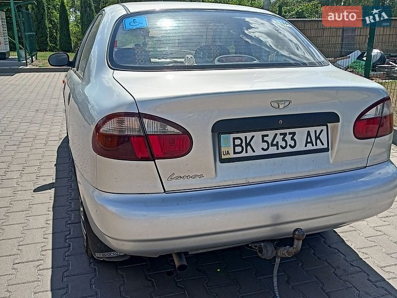 Седан Daewoo Lanos 2008 в Дубні