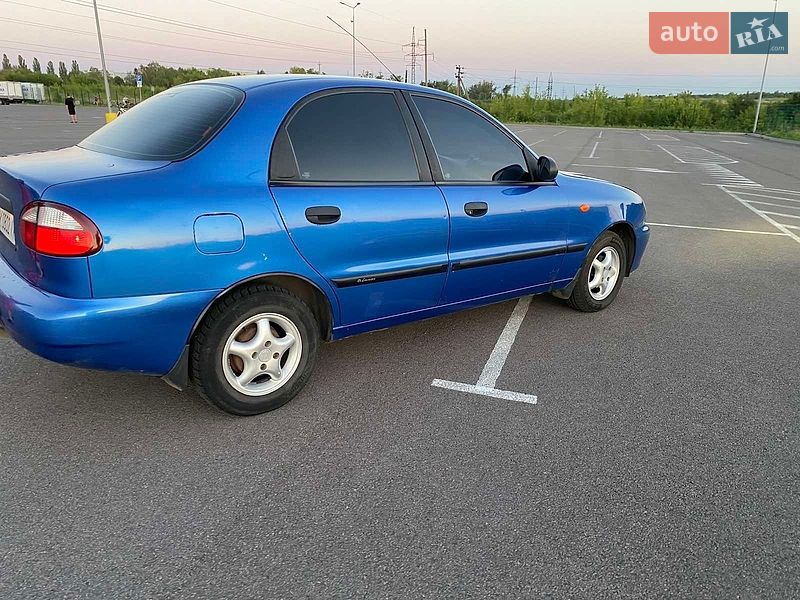 Седан Daewoo Lanos 2008 в Ровно