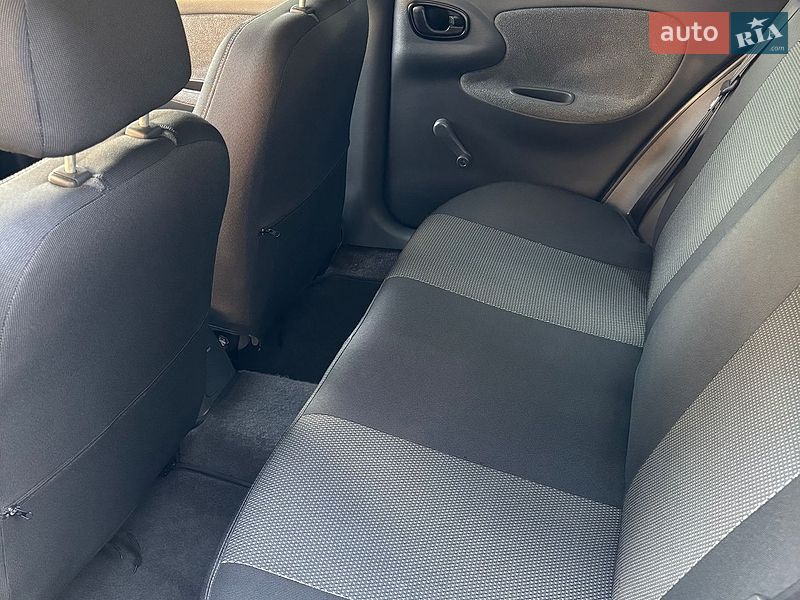 Седан Daewoo Lanos 2007 в Дніпрі