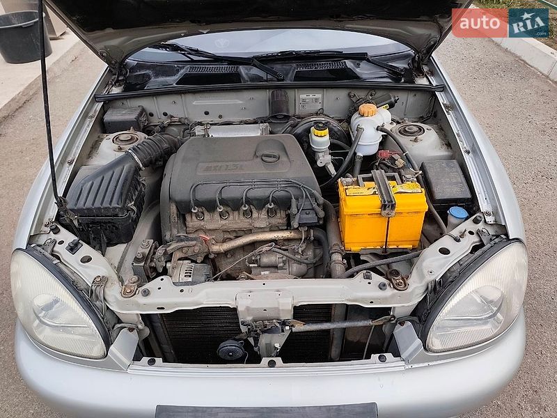 Седан Daewoo Lanos 2004 в Запорожье