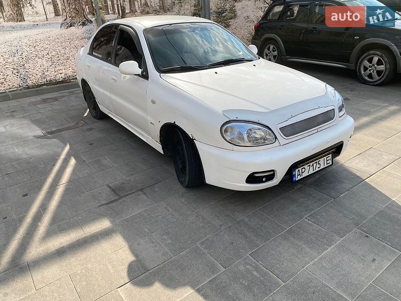 Седан Daewoo Lanos 1998 в Запорожье