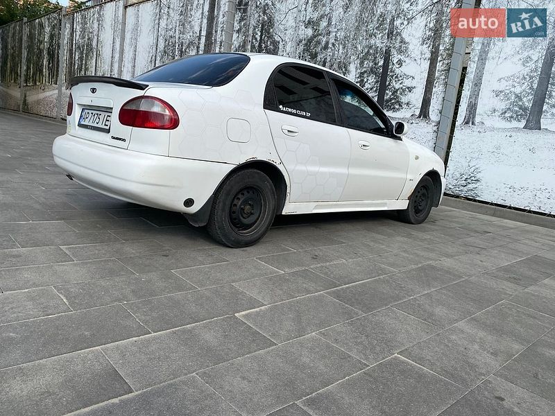 Седан Daewoo Lanos 1998 в Запорожье
