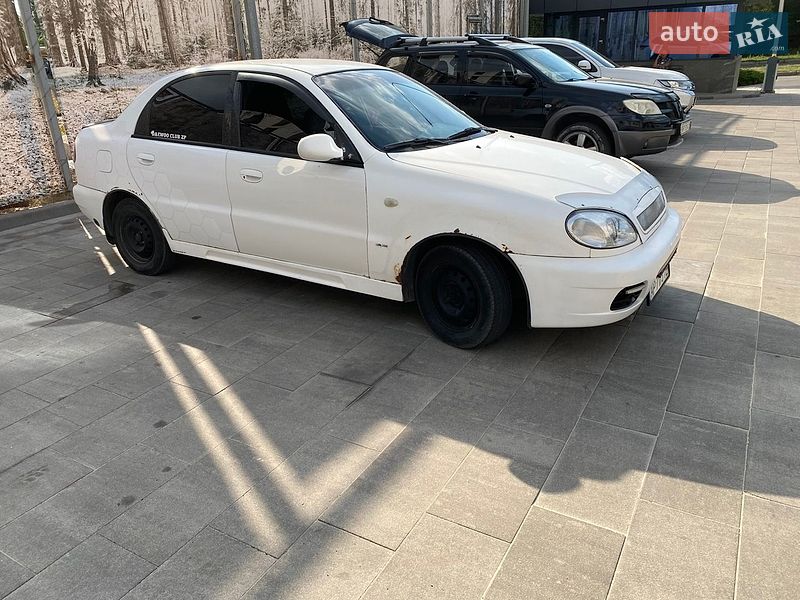 Седан Daewoo Lanos 1998 в Запорожье