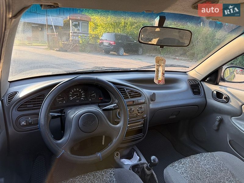 Седан Daewoo Lanos 2009 в Львове