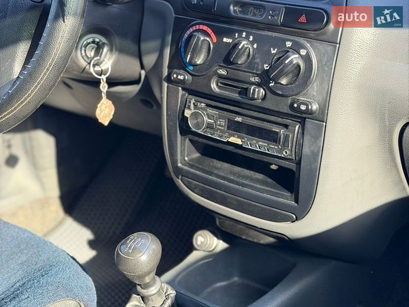 Седан Daewoo Lanos 2008 в Івано-Франківську