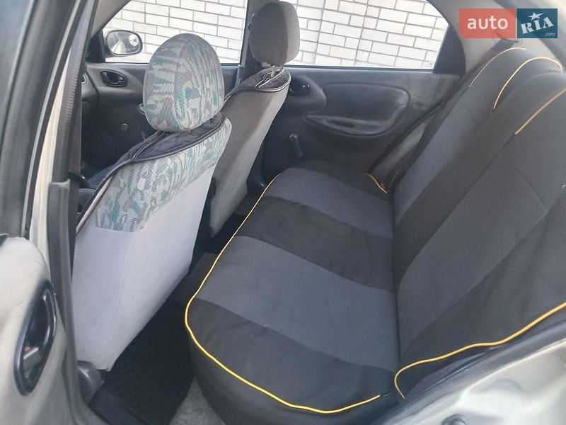 Седан Daewoo Lanos 2008 в Днепре