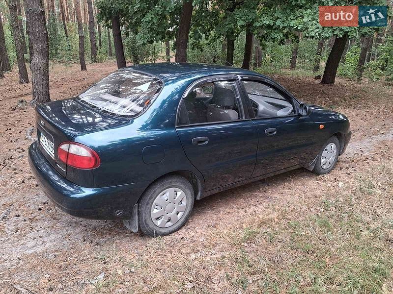 Седан Daewoo Lanos 2003 в Славуте