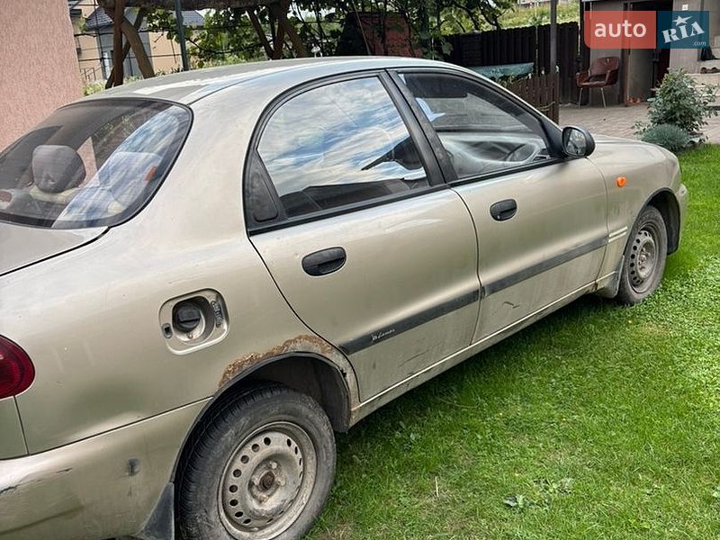 Седан Daewoo Lanos 2008 в Городку