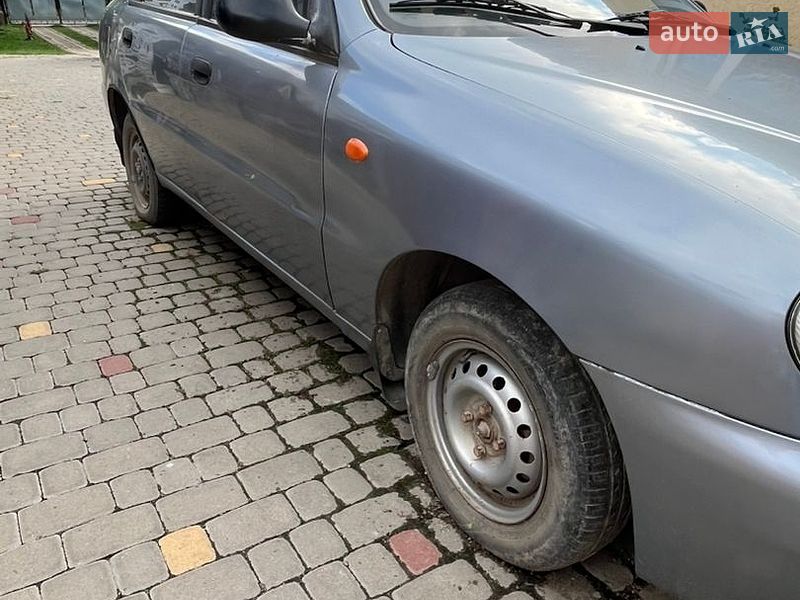 Седан Daewoo Lanos 2005 в Сатанове