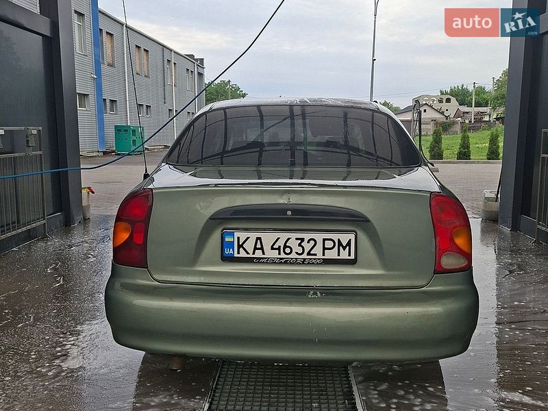 Седан Daewoo Lanos 2006 в Малине