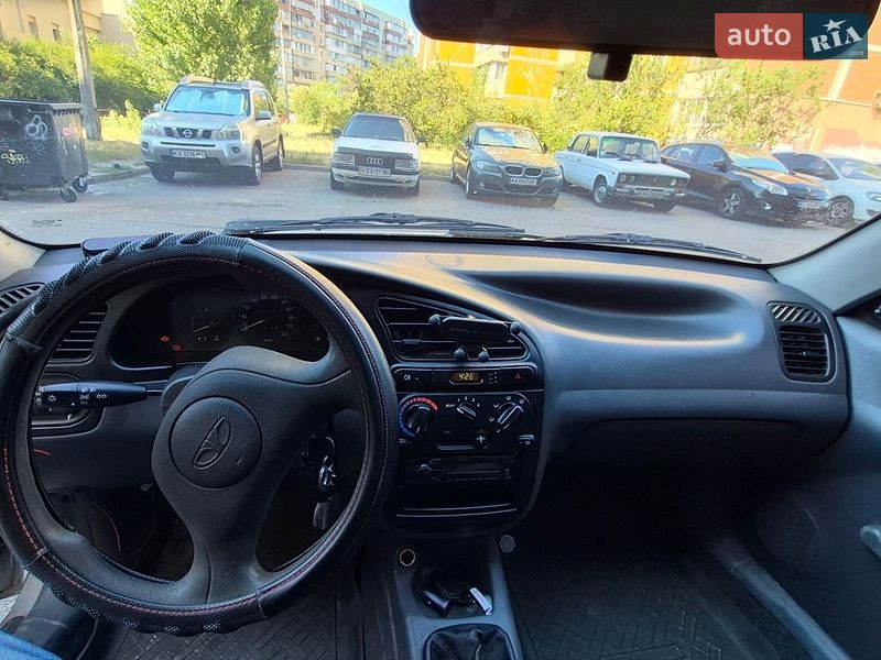 Седан Daewoo Lanos 2004 в Киеве