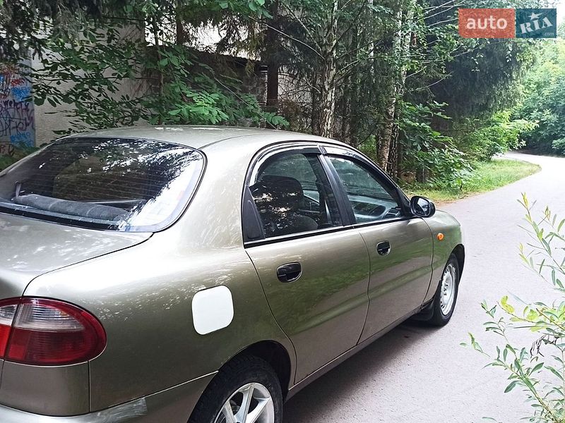 Седан Daewoo Lanos 2005 в Івано-Франківську