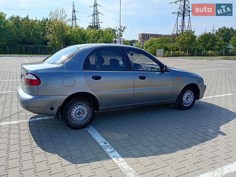 Седан Daewoo Lanos 2008 в Черновцах