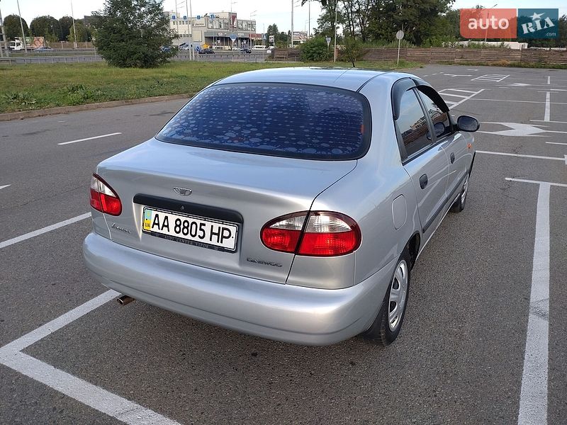 Седан Daewoo Lanos 2008 в Киеве
