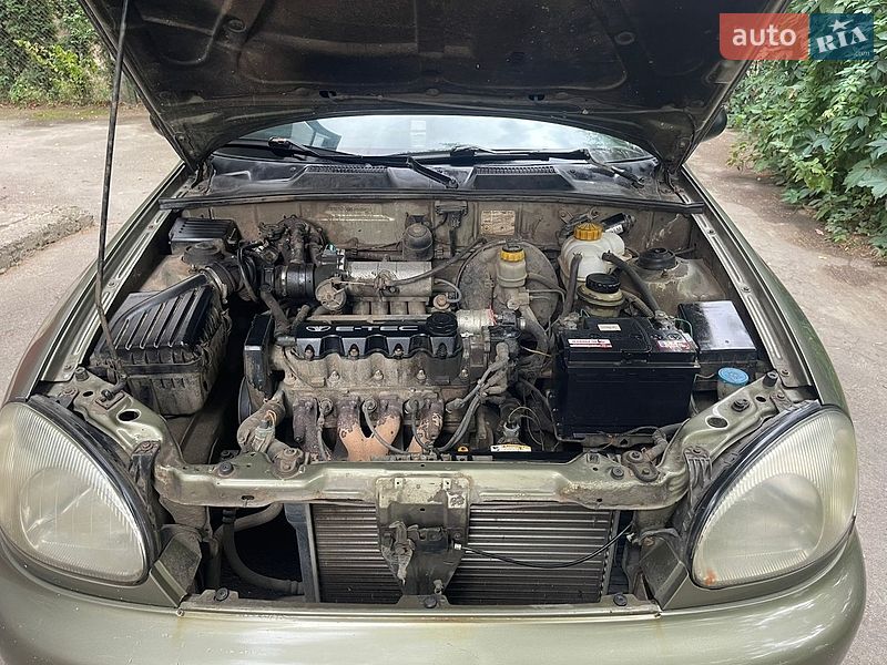 Седан Daewoo Lanos 2002 в Ровно