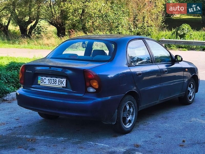 Седан Daewoo Lanos 2005 в Львове